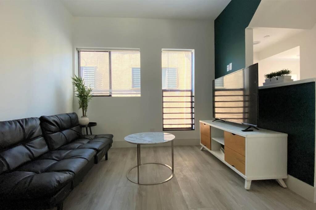 3Bd/3Ba Modern Hollywood Townhouse With Private Rooftop Villa Los Angeles Exteriör bild